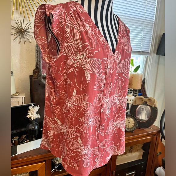 Tropical Palm Print Ruffle Cap Sleeves Casual Cute Top Burnt Orange Fun2Fun MED - Picture 3 of 8